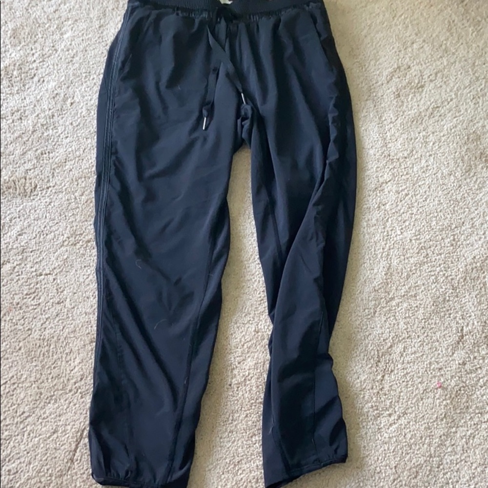 Black Lululemon Joggers Size 6